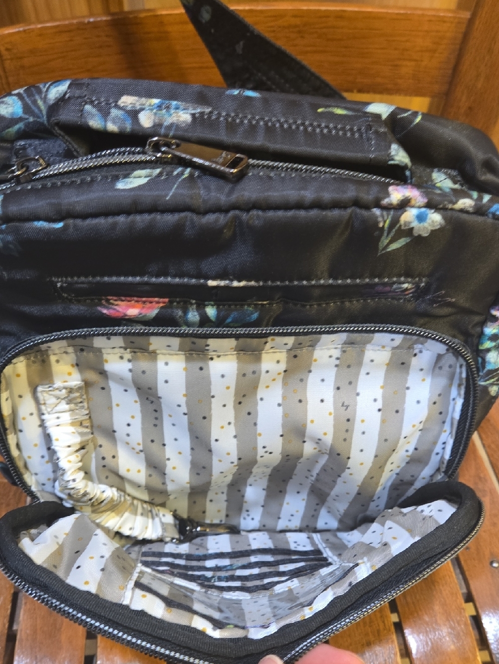 Lug Ranger In Bouquet Black - Picture 3 of 5